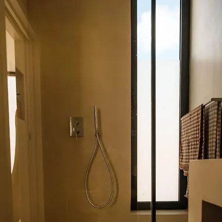 Simone - 5 - Piscine Chauffee Lajares